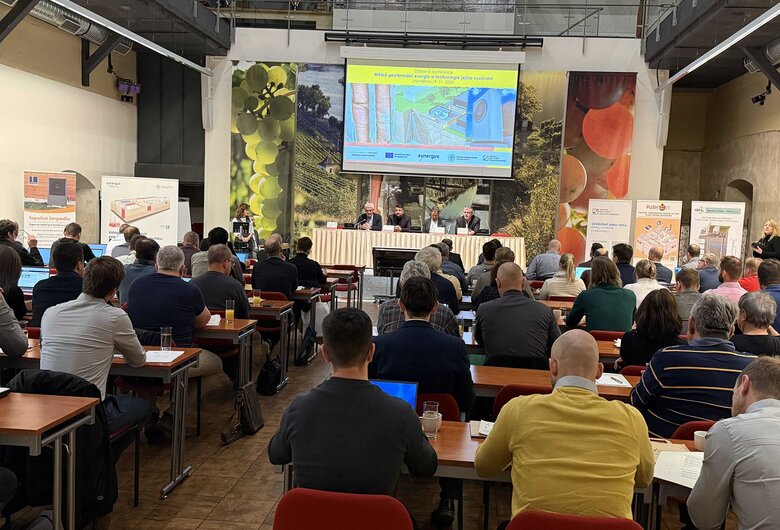 2025-11-20_hrad2.jpeg 2025-11-20_hrad2.jpeg